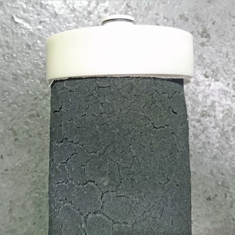 破損したセントラル浄水器カートリッジ